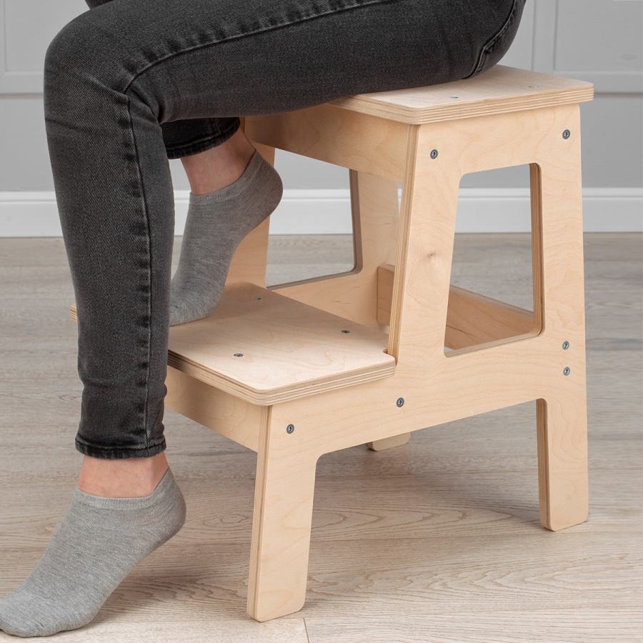 Табурет-стремянка в Великом Новгороде - картинка